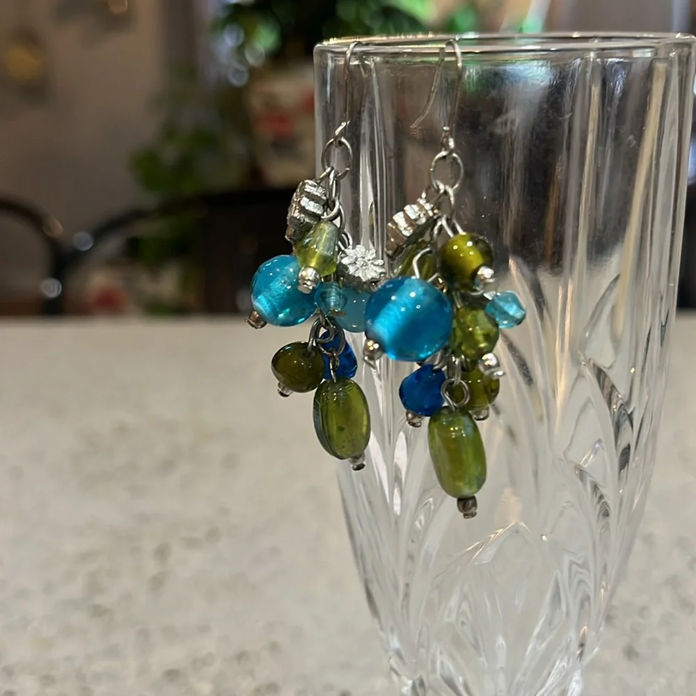 BOHO GLASS BEADED DANGLING STATEMENT EARRINGS BLUE GREEN SILVER TONE